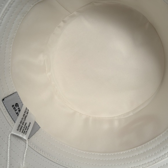 Telfar Bucket Hat - Picture 4 of 6